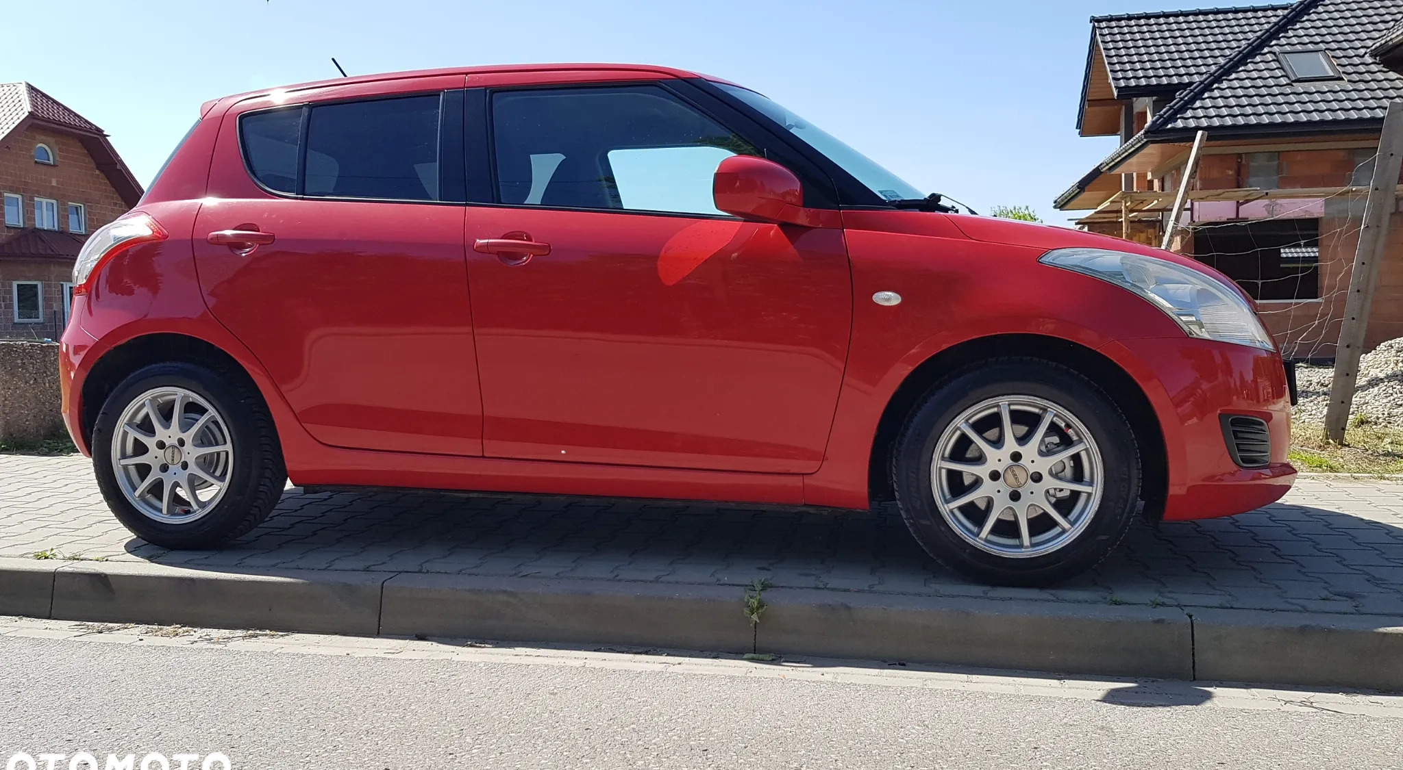 Suzuki Swift cena 25400 przebieg: 83000, rok produkcji 2011 z Proszowice małe 704